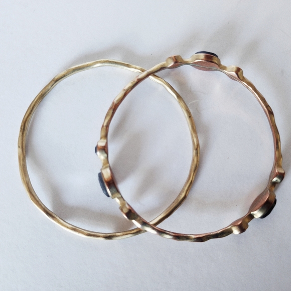 2 Stackable Bracelets - Picture 3 of 3